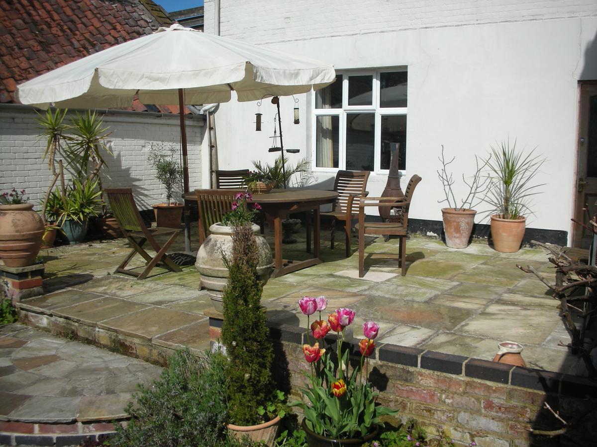 The Cockatrice B&B Reedham Exterior photo